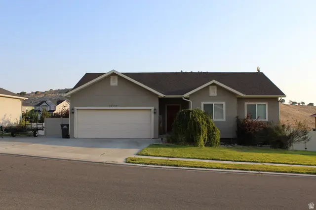 3827 E Pawnee Rd, Eagle Mountain, UT 84005 - #1
