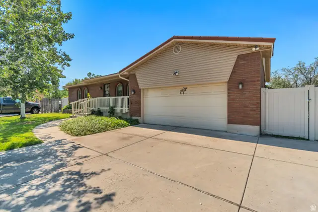 8384 S 1370 E, Sandy, UT 84093 - #3
