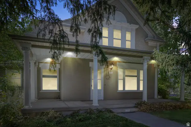 291 N Main St, Hyde Park, UT 84318 - #2