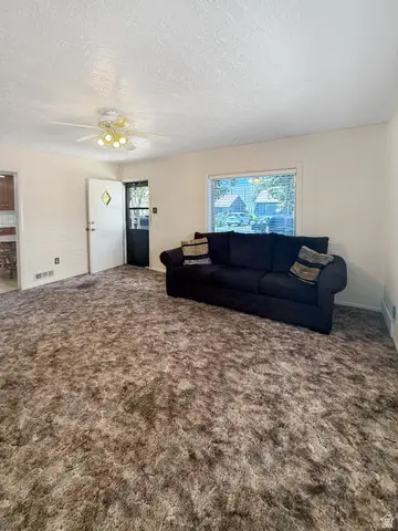 7811 S Oak St, Sandy, UT 84092 - #2