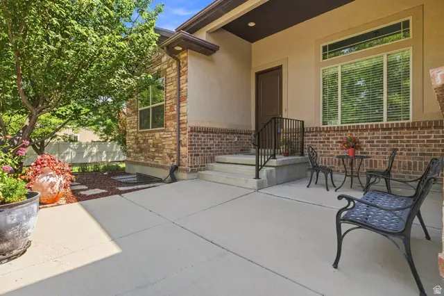 5492 Derby Ln, Stansbury Park, UT 84074 - #2