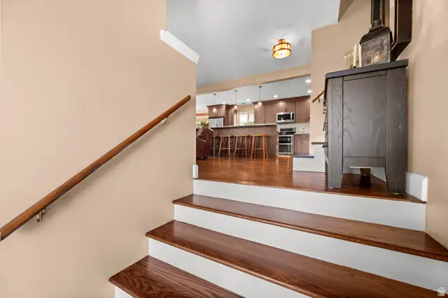 145 S Kingdon Ln, North Salt Lake, UT 84054 - #3