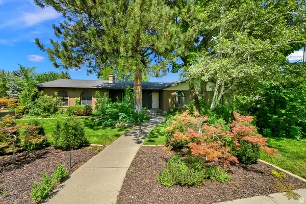 1433 E Estrellita Dr, Sandy, UT 84093