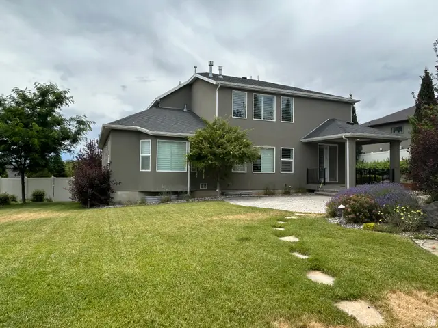 3926 W Farmingdale Ct S, South Jordan, UT 84009 - #2