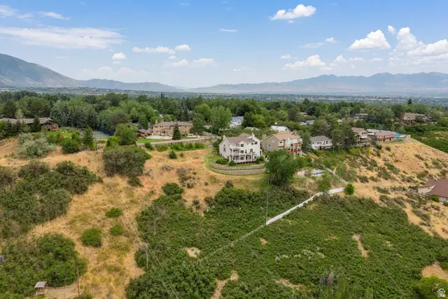 3467 E Magic Dr, Cottonwood Heights, UT 84121 - #3