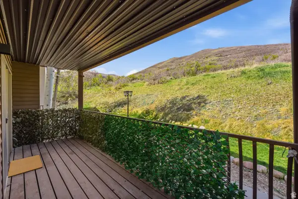 1041 W Grindelwald Ct #R-5, Midway, UT 84049