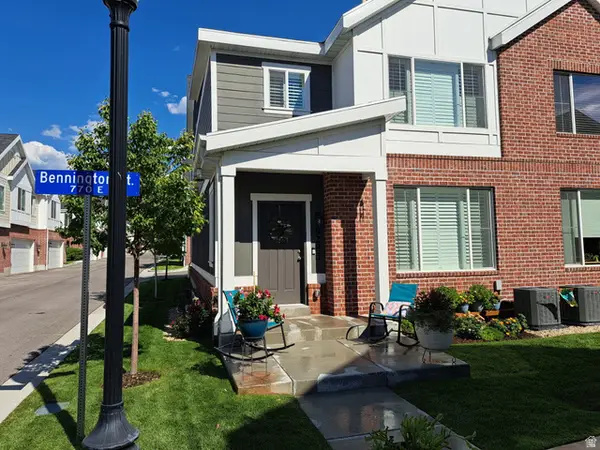 9283 S Bennington Ct, Sandy, UT 84094