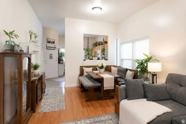 4926 W Calton Ln, South Jordan, UT 84009 - #3