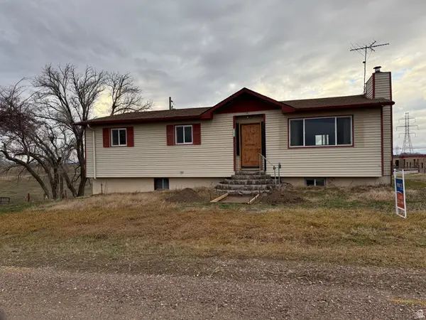 2932 S Arthur, American Falls, ID 83211