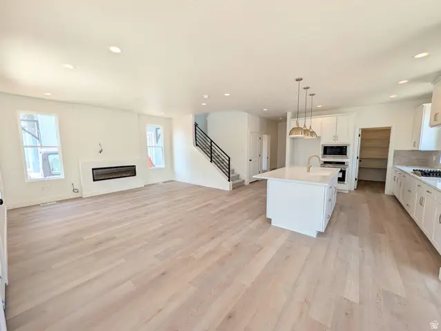 7028 W Lake Ave S #121, South Jordan, UT 84009 - #3