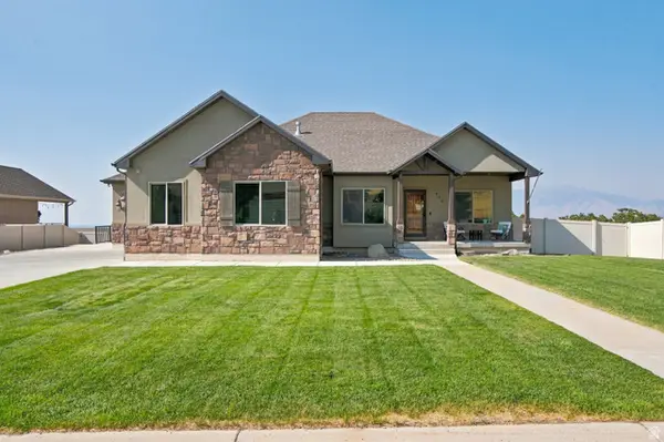 425 E Meadow Lark Ln, Elk Ridge, UT 84651