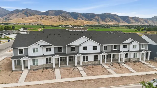 817 S 270 E #4, Smithfield, UT 84335 - #2