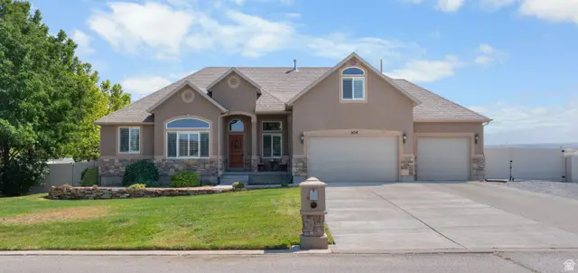 304 E Box Elder Dr, Grantsville, UT 84029 - #2