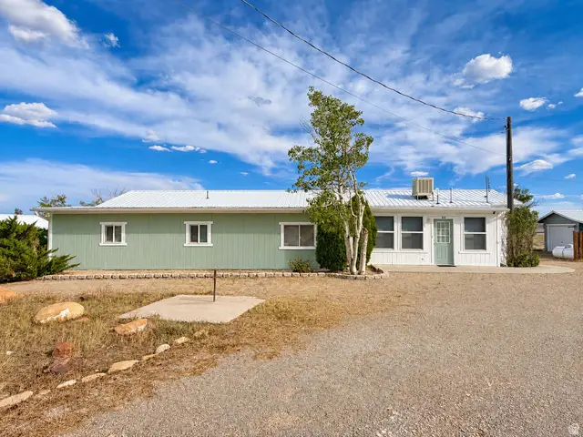 910 E Clawson Bench Rd, Clawson, UT 84516 - #1