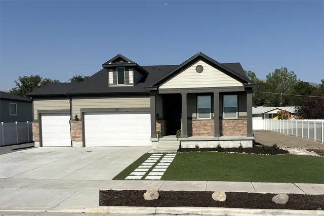 203 N Gold Hill Dr, Grantsville, UT 84029 - #2