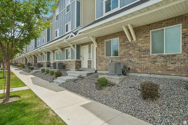 2624 S Pickwick St, Magna, UT 84044