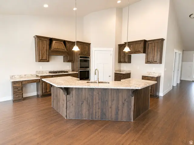 542 E Old Mill Dr, Heber City, UT 84032 - #3