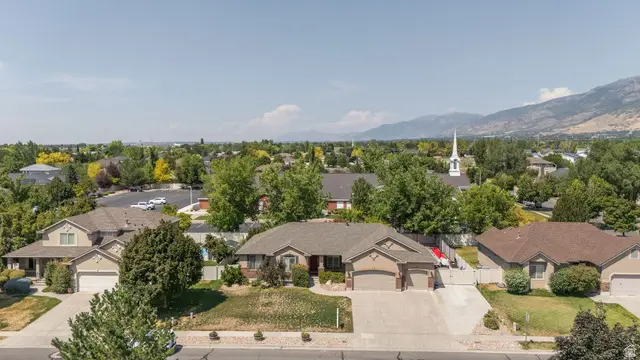 319 E 2300 Res S, Kaysville, UT 84037 - #2