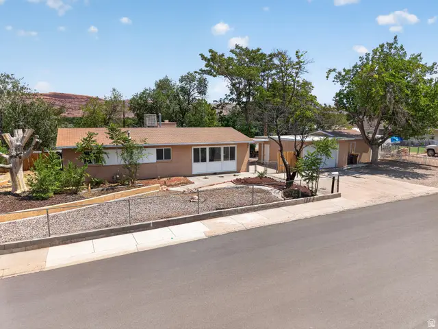 683 Mountainview Dr, Moab, UT 84532 - #1