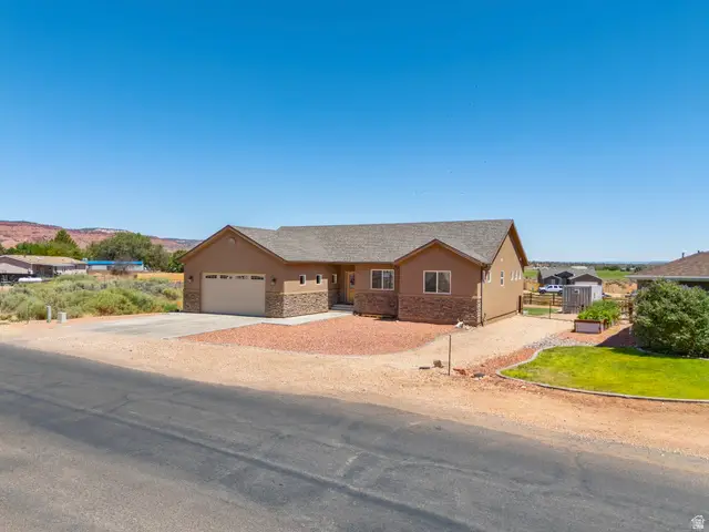1451 S Escalante Dr, Kanab, UT 84741 - #2