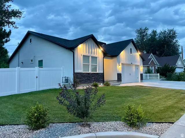 1167 S Haight Creek Dr, Kaysville, UT 84037 - #3