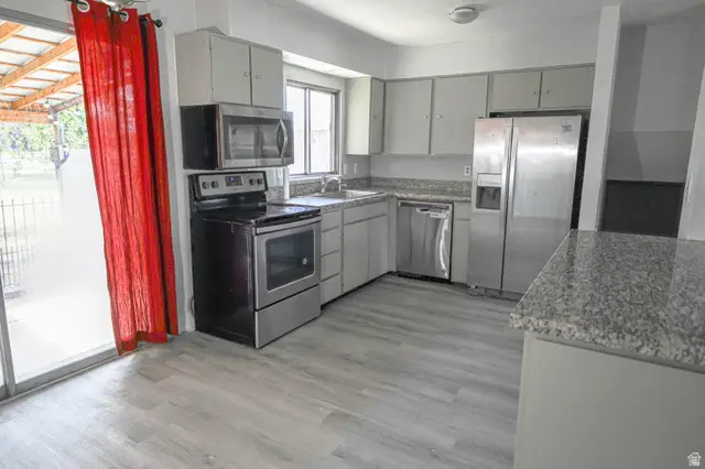 956 N 1175 W, Clinton, UT 84015 - #2