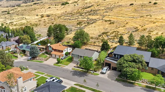 1560 E Hills Dr N, Bountiful, UT 84010 - #3