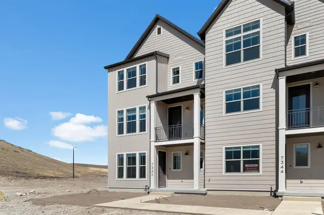 7342 W Stonecrop Rd, West Jordan, UT 84081 - #2