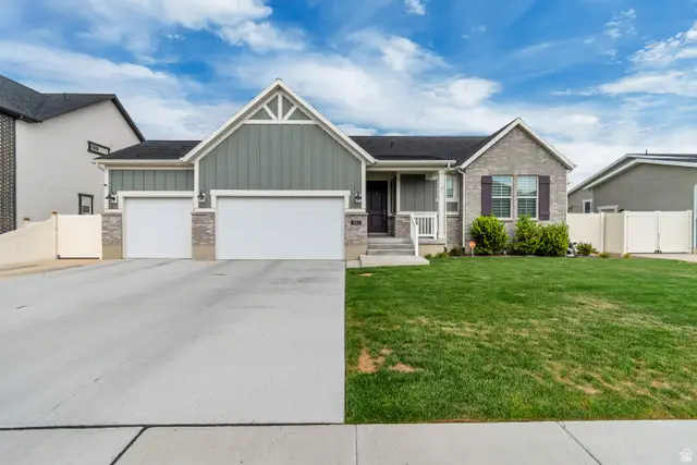 8061 S Oakridge Dr, West Jordan, UT 84081 - #1
