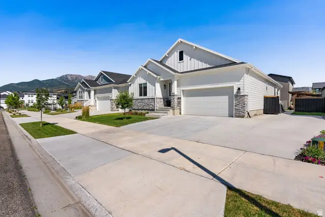 4976 W Escalante Ln, Mountain Green, UT 84050 - #3