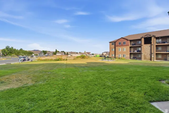 3561 E Rock Creek Rd #4, Eagle Mountain, UT 84005 - #2