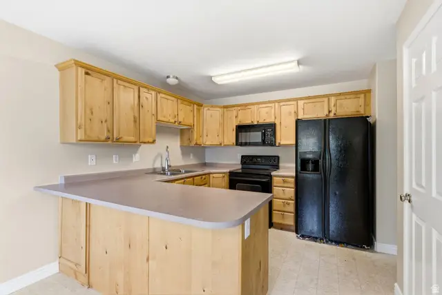 546 W 230 N, Layton, UT 84041 - #3