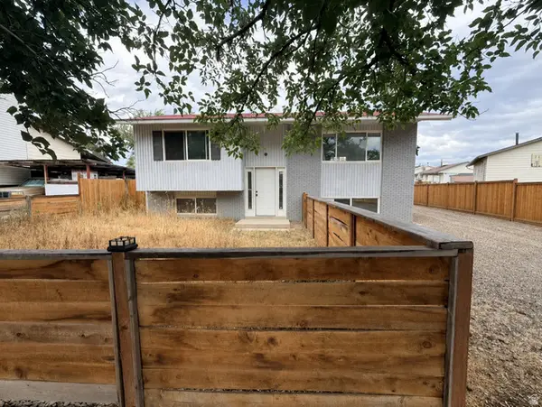 5355 S Nautilus Dr W, Kearns, UT 84118