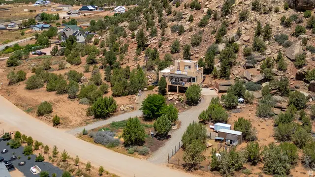 994 W Foothill Dr., Apple Valley, UT 84737 - #2