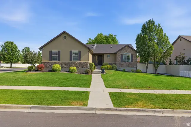 388 W Mcallister Ln, Saratoga Springs, UT 84045 - #2
