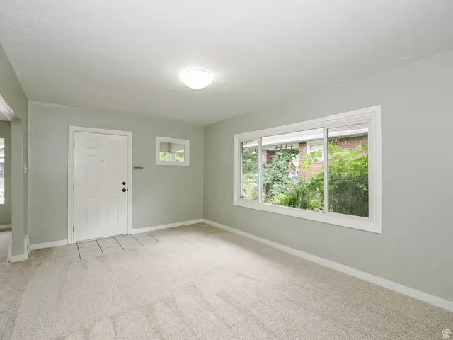 536 E Redondo Ave S, Salt Lake City, UT 84105 - #2