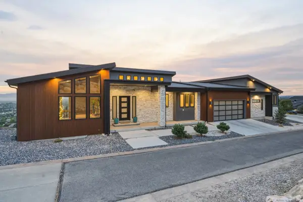 1766 View Ct, Fruit Heights, UT 84037