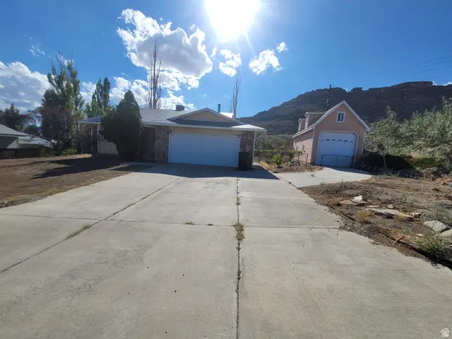 645 N Aria Blvd, Wendover, UT 84083 - #2