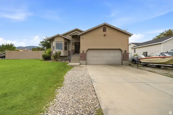 2932 S Fetzer Dr, Magna, UT 84044