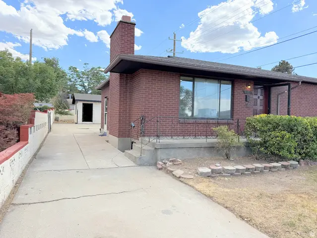 8395 W Herzog Ave, Magna, UT 84044 - #3