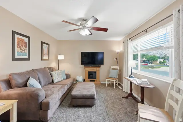 442 E 2050 N, North Ogden, UT 84414 - #3