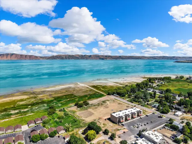 48 E 50 St S #7, Garden City, UT 84028 - #1