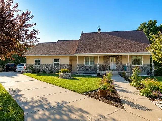 3222 W Mckaylee Cir, South Jordan, UT 84095 - #1
