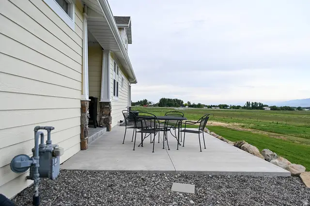 261 E 600 S, Mendon, UT 84325 - #3