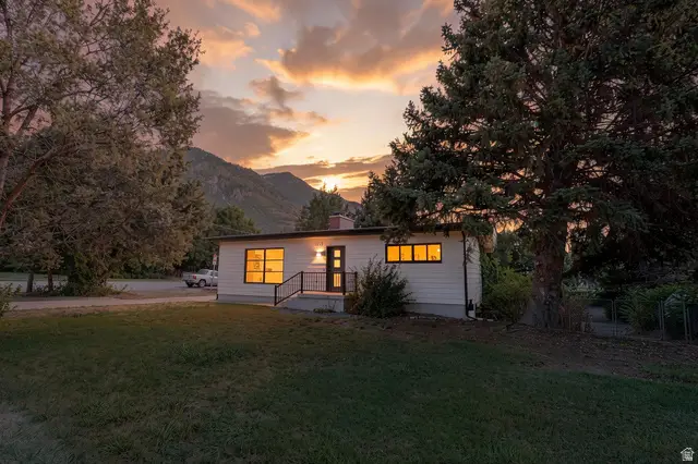 1215 E 2600 N, North Ogden, UT 84414 - #1