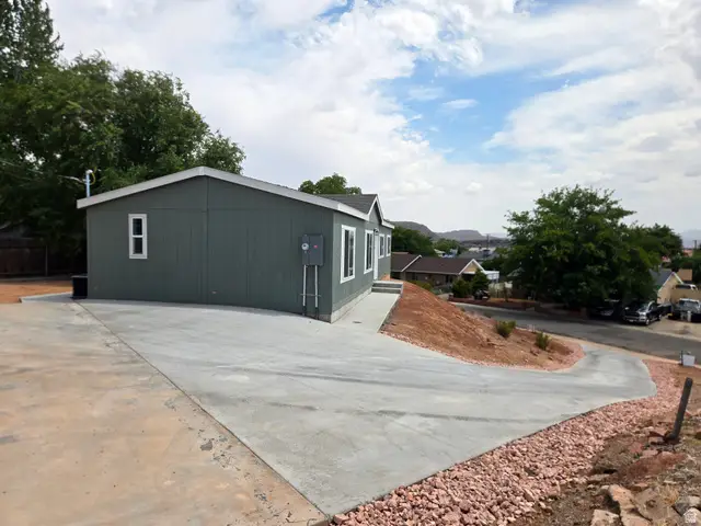 355 Pectol St, Washington, UT 84780 - #2