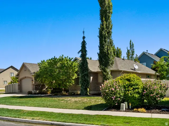 564 N Spring Meadow Ln. Ln W, Farmington, UT 84025 - #2