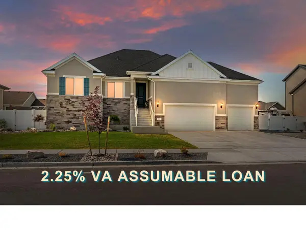 3411 W Blue Crane Dr, Clinton, UT 84015