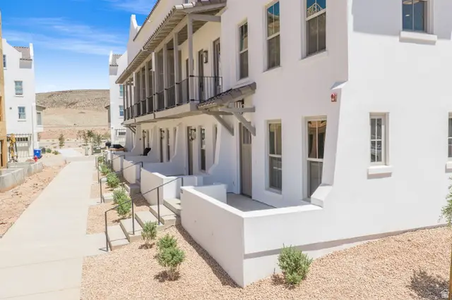 720 W Vista Sur Ln #16, Saint George, UT 84790 - #3