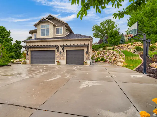 3976 N 350 W, Pleasant View, UT 84414 - #3